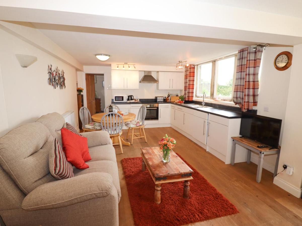 The Garden Apartment Whitby Esterno foto