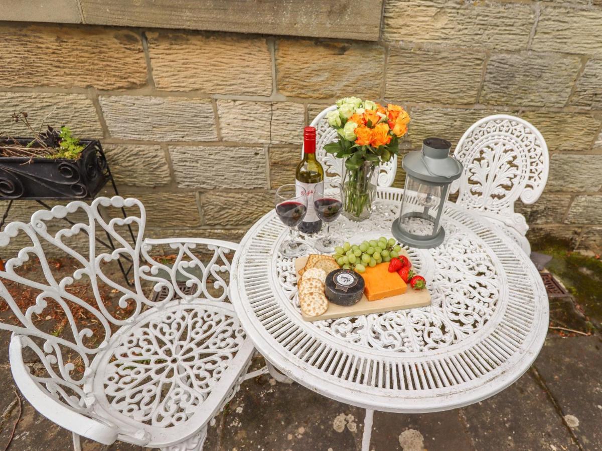 The Garden Apartment Whitby Esterno foto